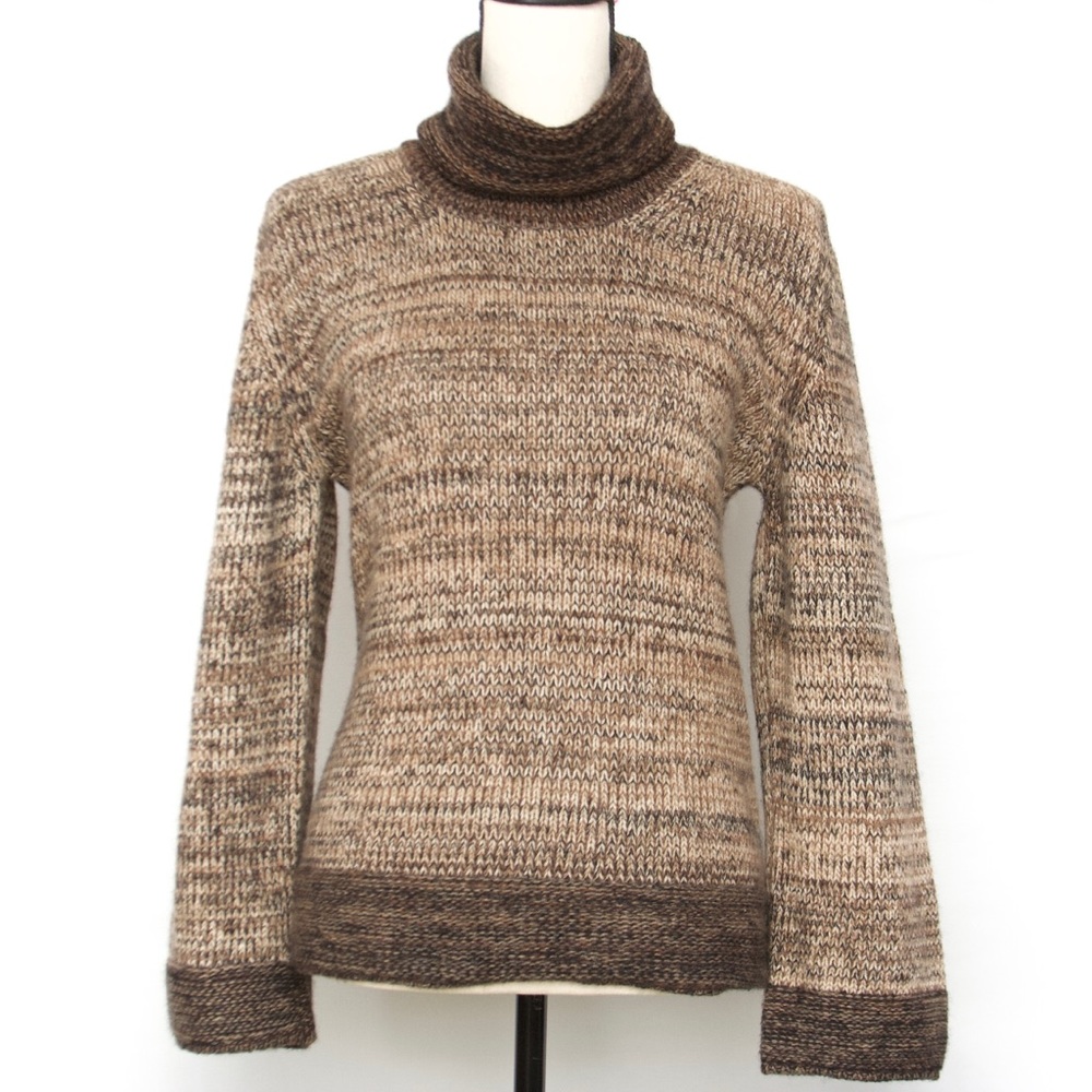 Neiman Marcus Cashmere Sweater
